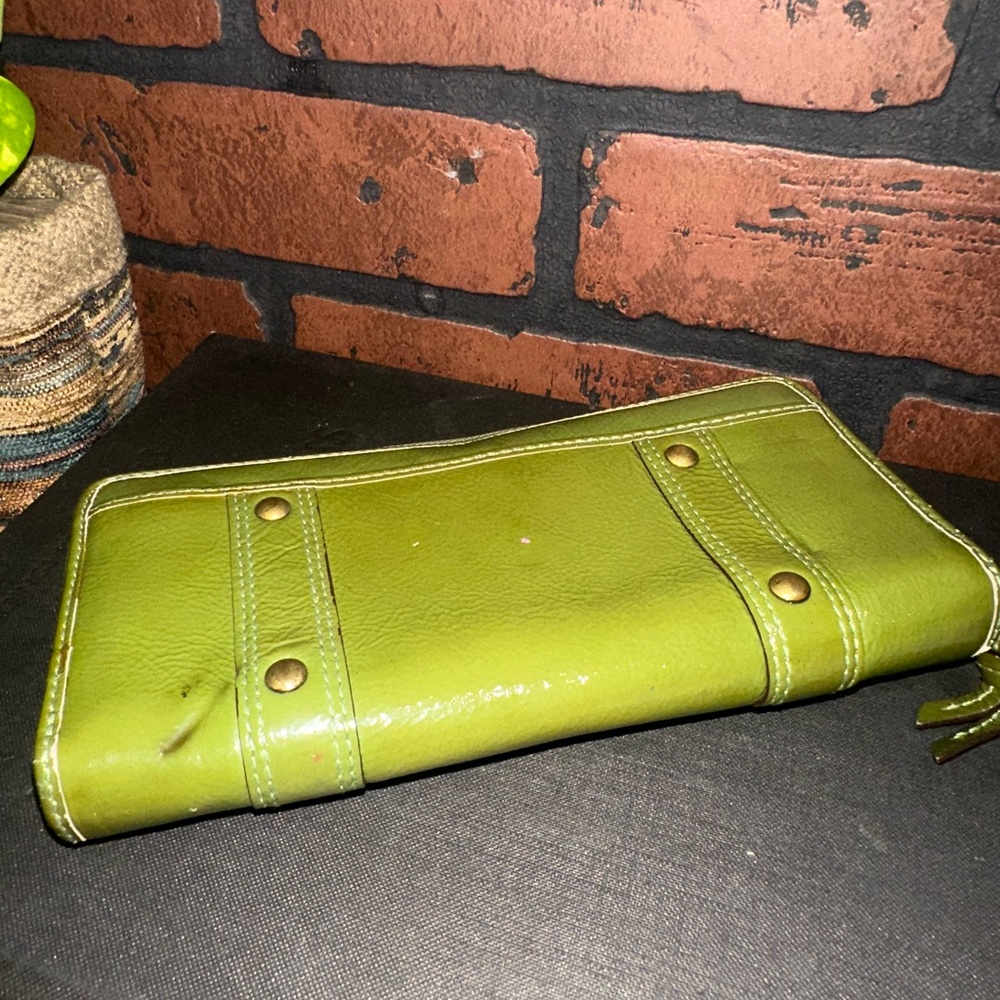 "RARE" COACH Double Buckle Zip Around Clutch Wallet - Picture 4 of 12